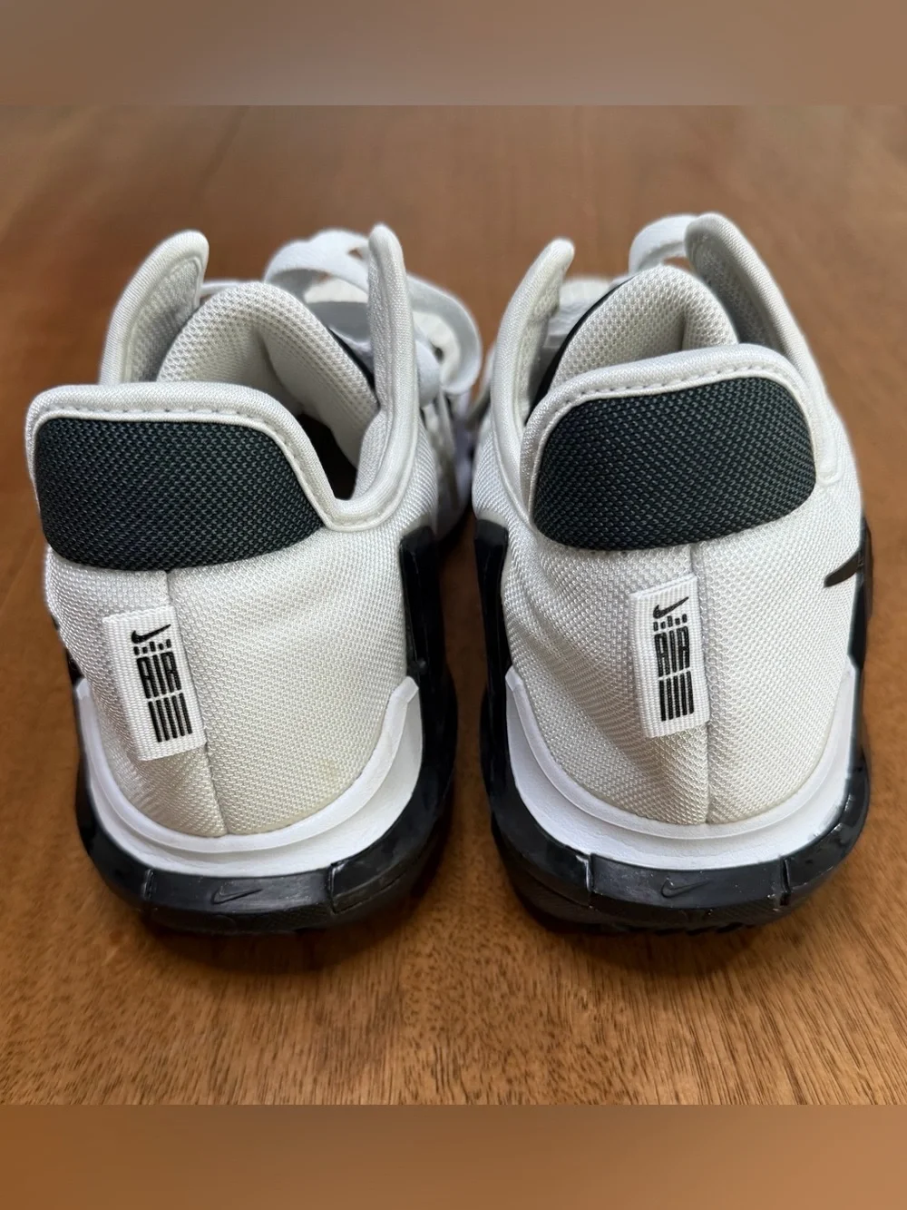 Nike sporty outsole lightweight